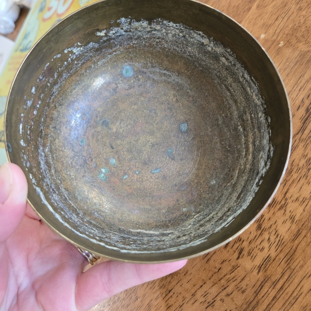Etched Brass Floral Vintage Patina Bowl Dish Red Blue - Picture 5 of 5